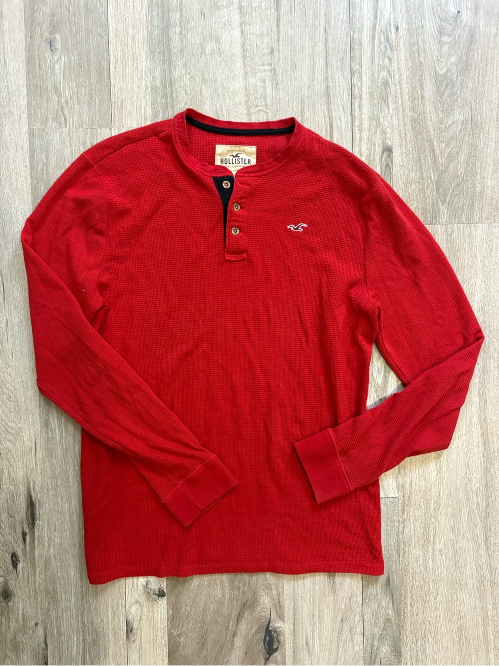 Hollister Men’s Red Long-Sleeve Henley
